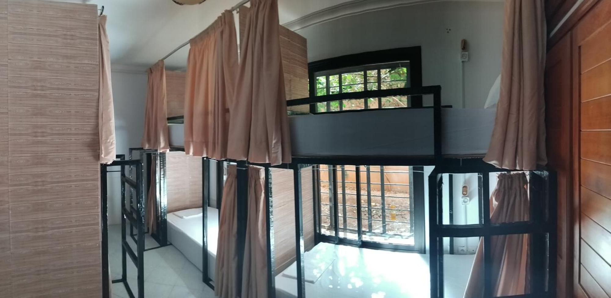 Spins Gueliz Hostel *